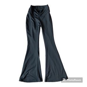 black flared leggings